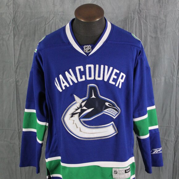 Vancouver Canucks Jersey (Retro) - Home Jersey by Reebok - Men's XL - Picture 3 of 9